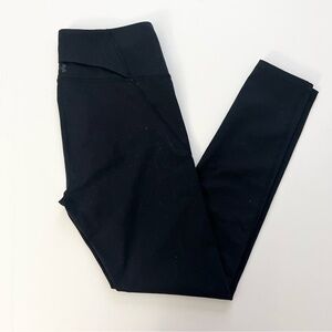 Under Armour Stretchy Black Leggings Size M